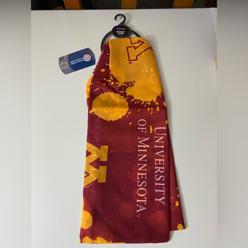 University Minnesota Golden Gophers Infinity Scarf Neckwear/Headwear Maroon